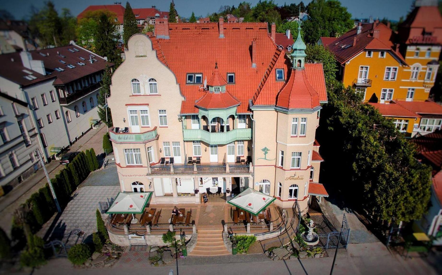 Hotel Amalia Kudowa-Zdroj Dış mekan fotoğraf