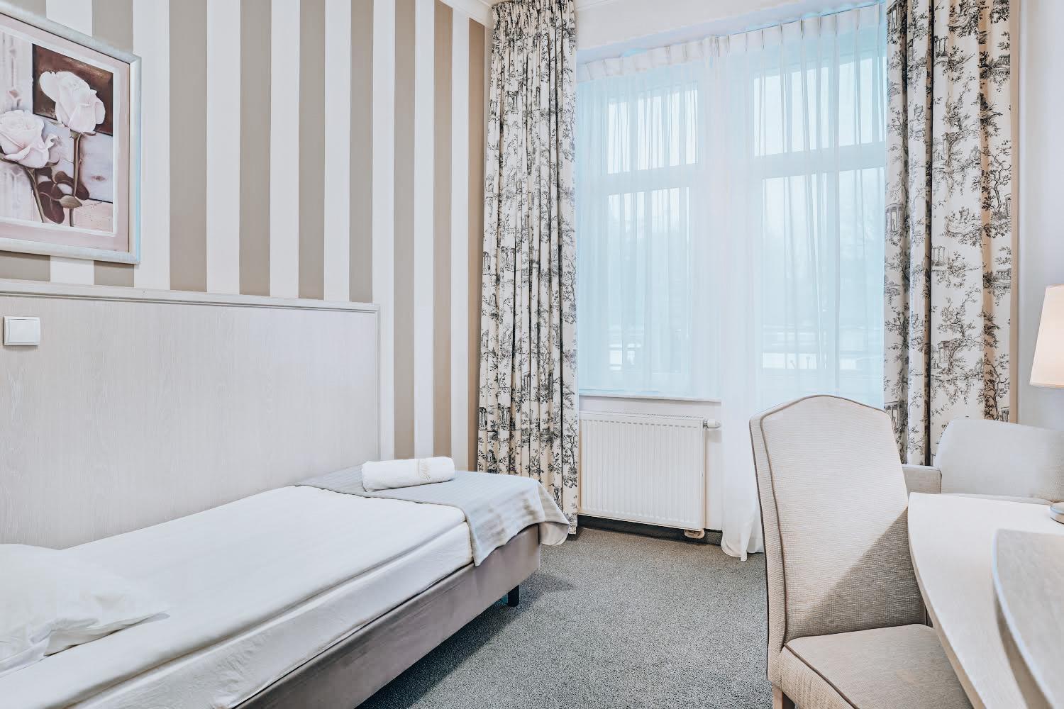 Hotel Amalia Kudowa-Zdroj Dış mekan fotoğraf